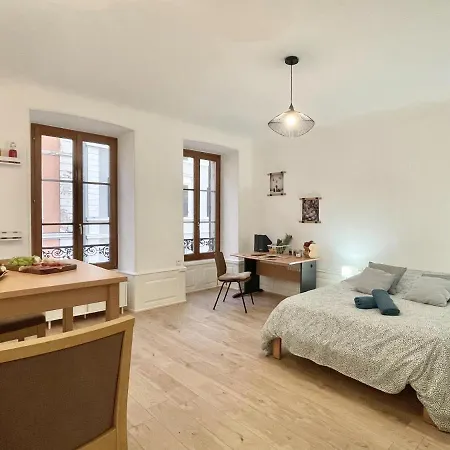 Le Petit Epicier Apartament Miluza